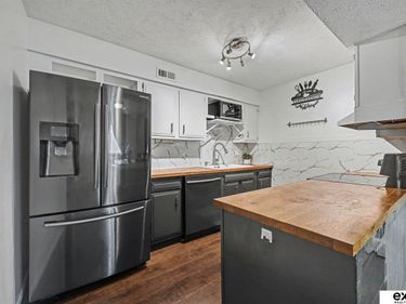 12025 Pierce Plaza, Unit 324, Omaha, NE 68144