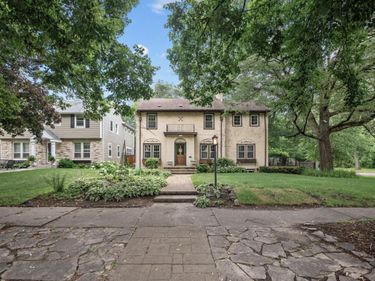 4917 12th Avenue S, Minneapolis, MN 55417