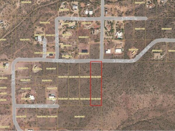 -- 013D in New RIver, Unit -, New River, AZ 85087