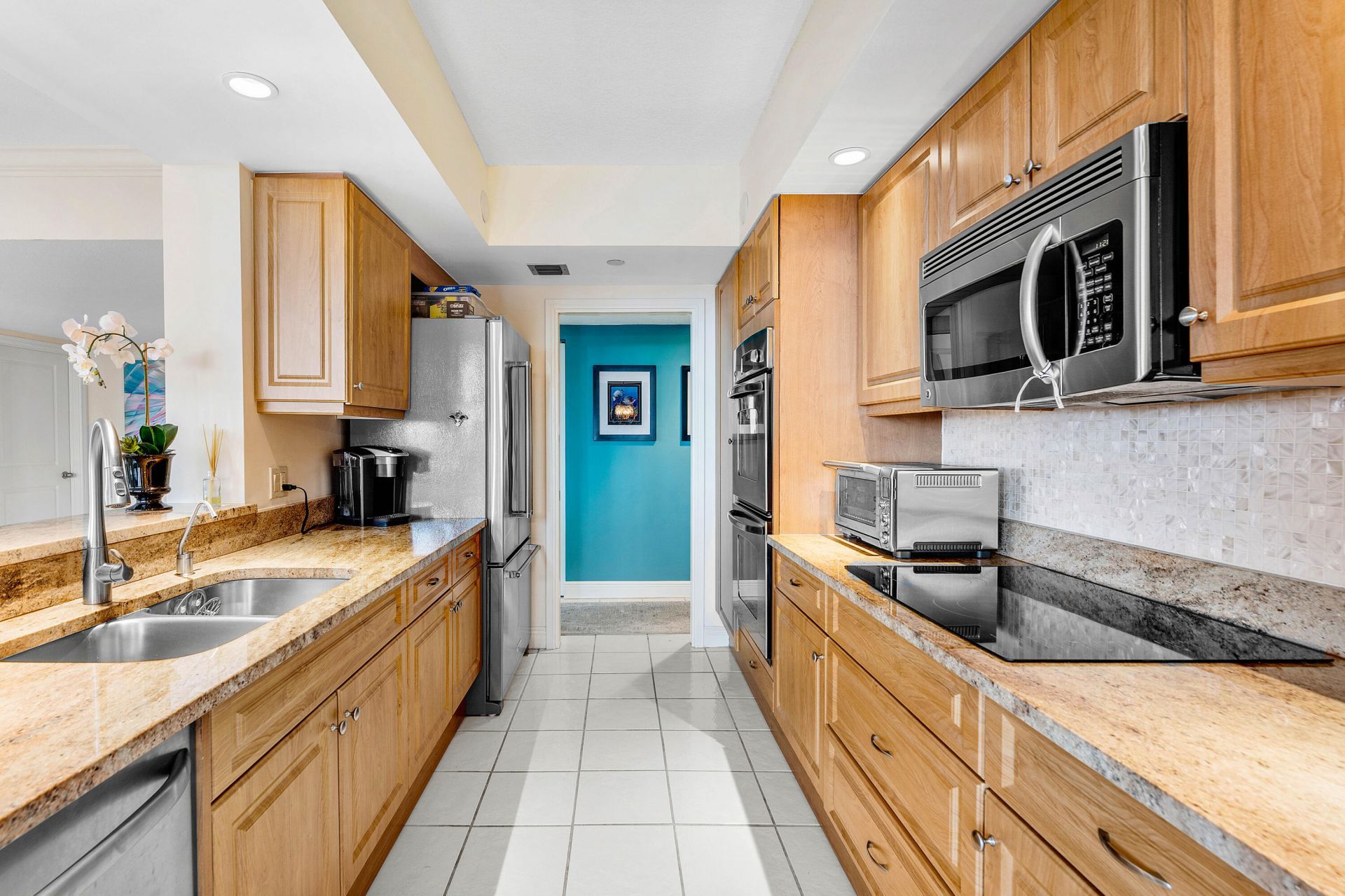 4100 N Ocean Drive, Unit 504, Singer Island, FL 33404 Photo
