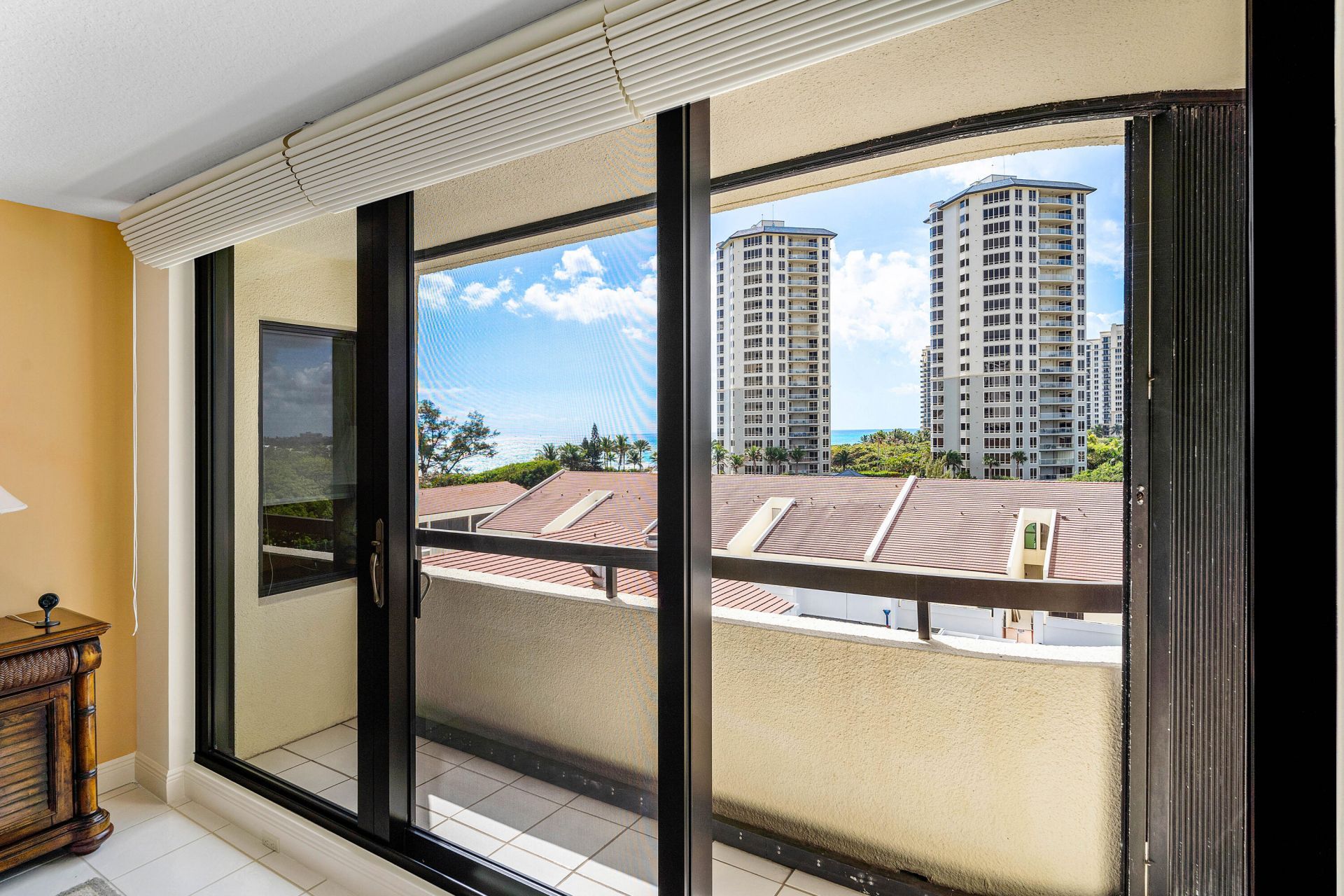 4100 N Ocean Avenue, Unit 504, Singer Island, FL 33404 Photo