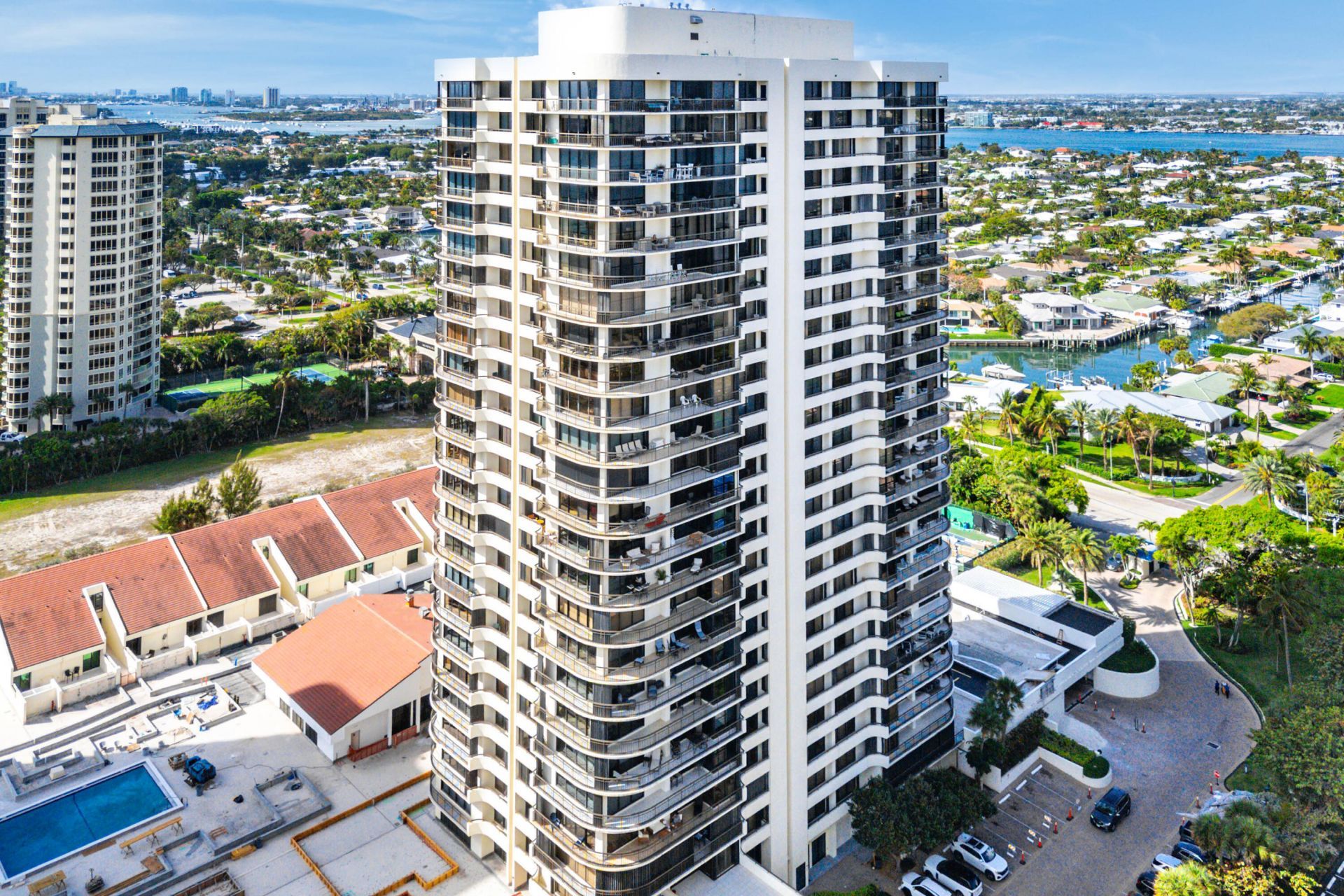 4100 N Ocean Avenue, Unit 504, Singer Island, FL 33404 Photo