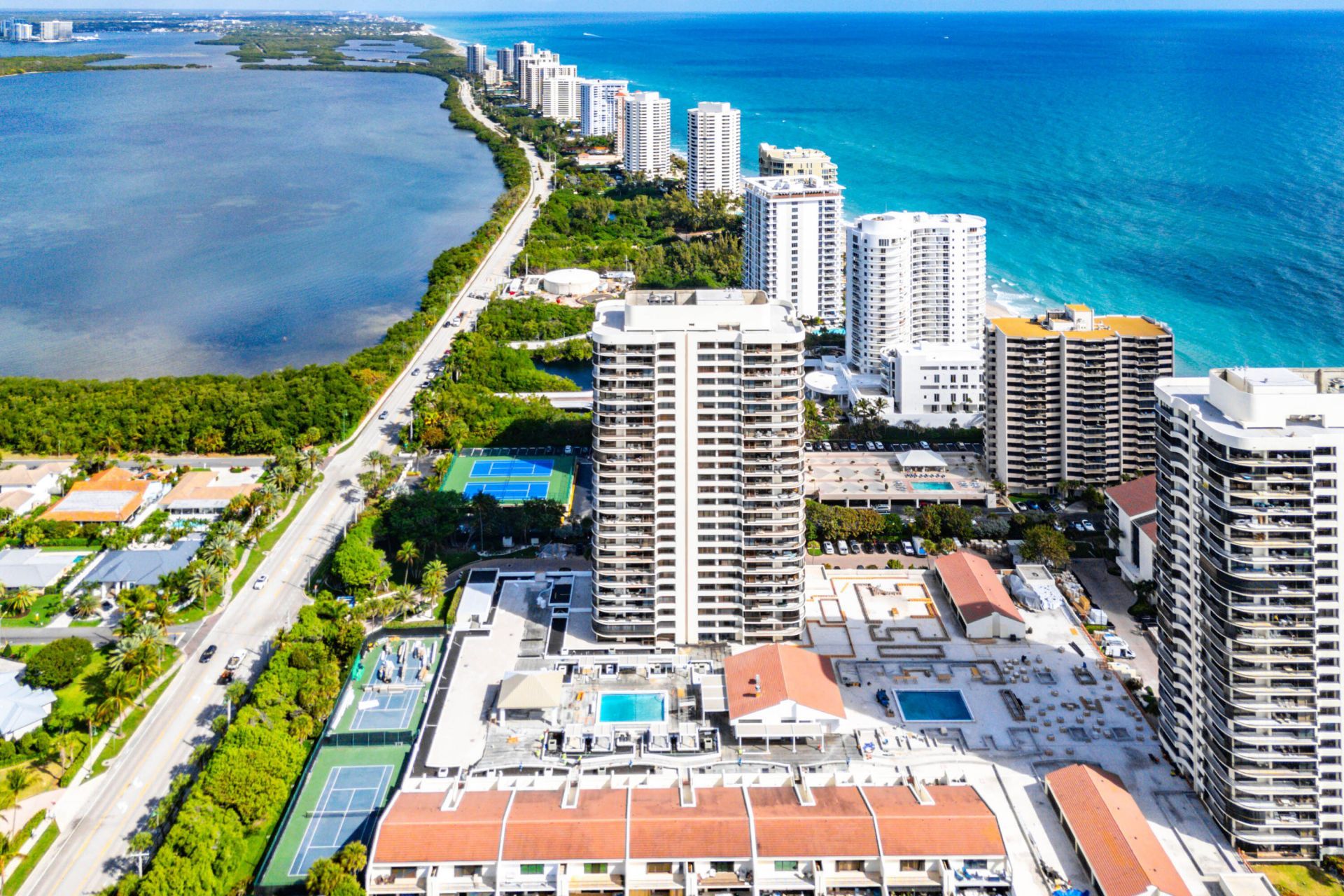 4100 N Ocean Avenue, Unit 504, Singer Island, FL 33404 Photo