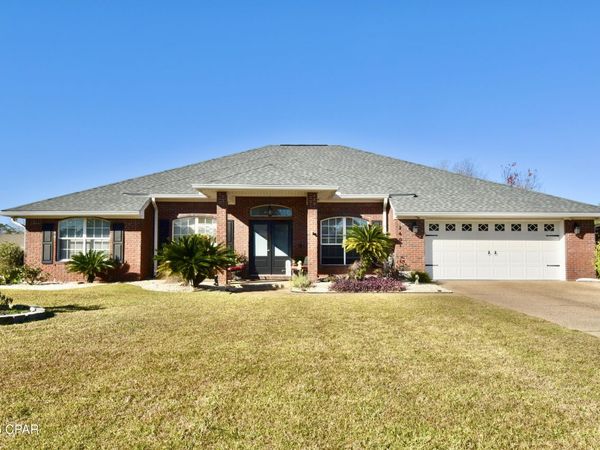 2601 Parkwood Drive , Panama City, FL 32405
