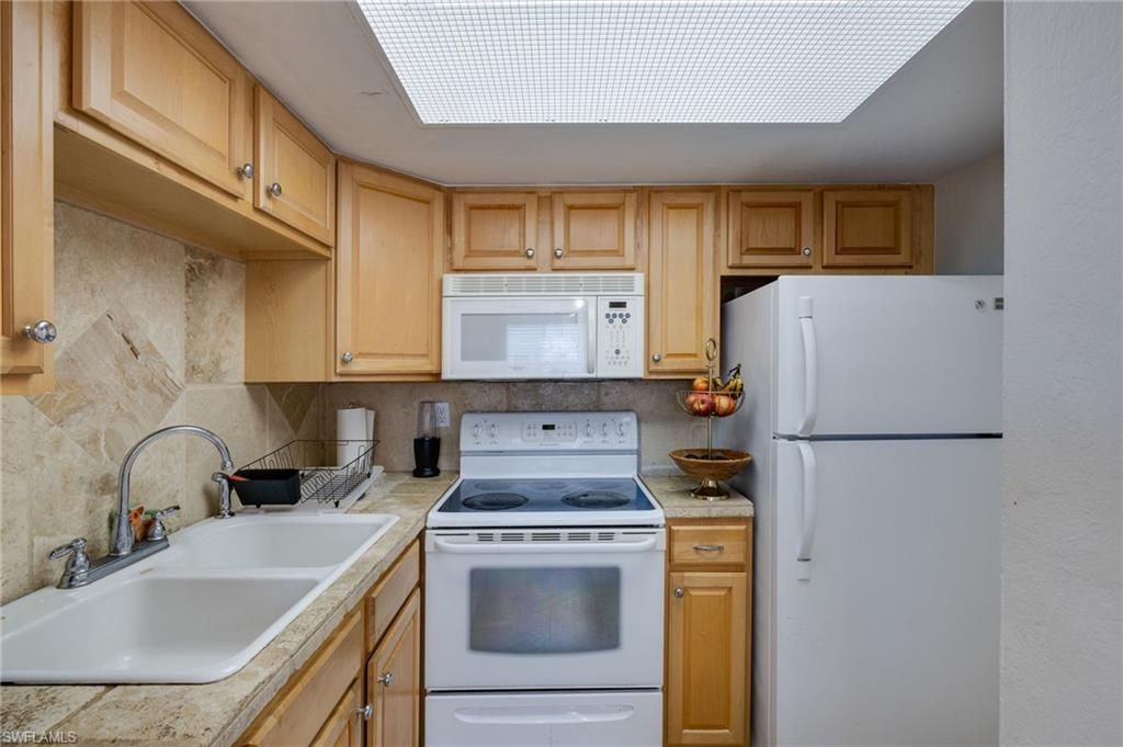 3265 Royal Canadian Trce, Unit 3, Fort Myers, FL 33907 Photo