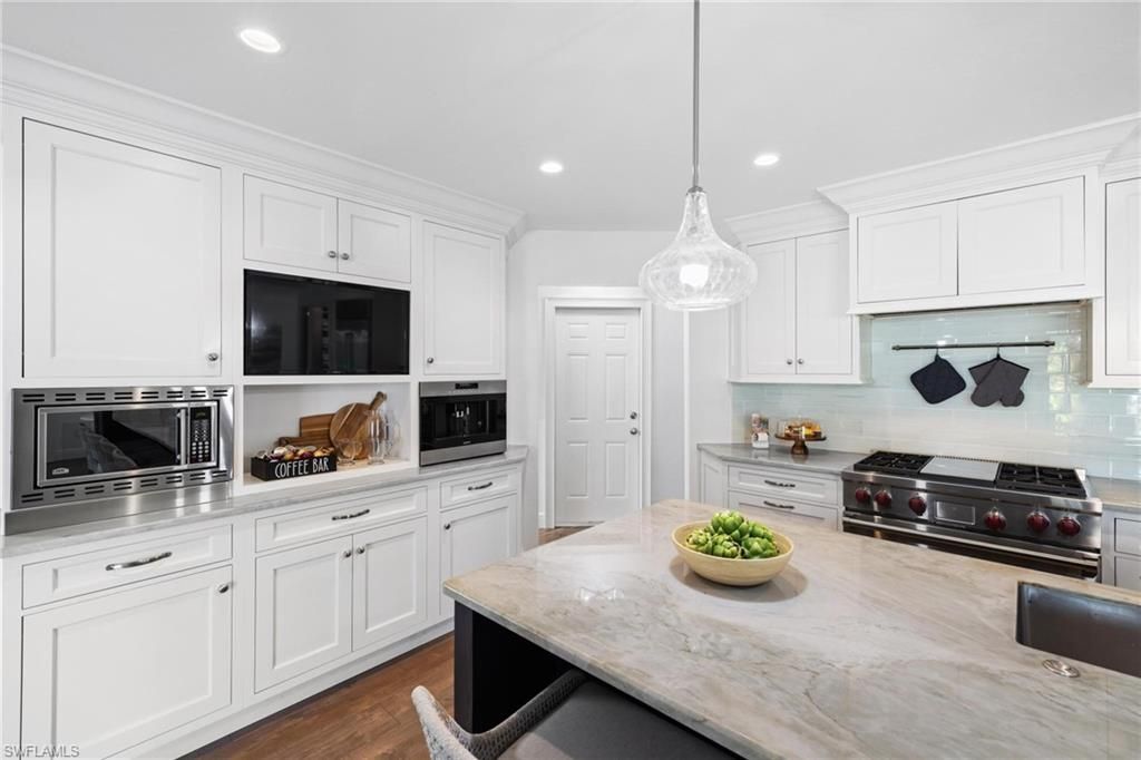 500 Dona Dr , Nokomis, FL 34275 Photo