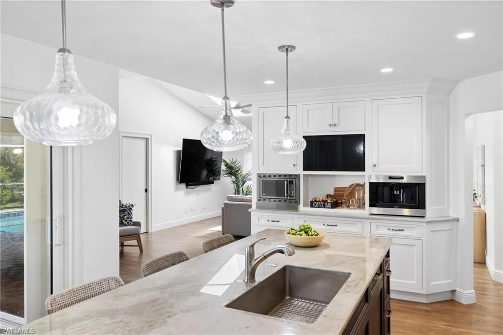 500 Dona Dr , Nokomis, FL 34275 Photo