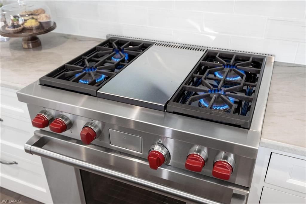 500 Dona Dr , Nokomis, FL 34275 Photo