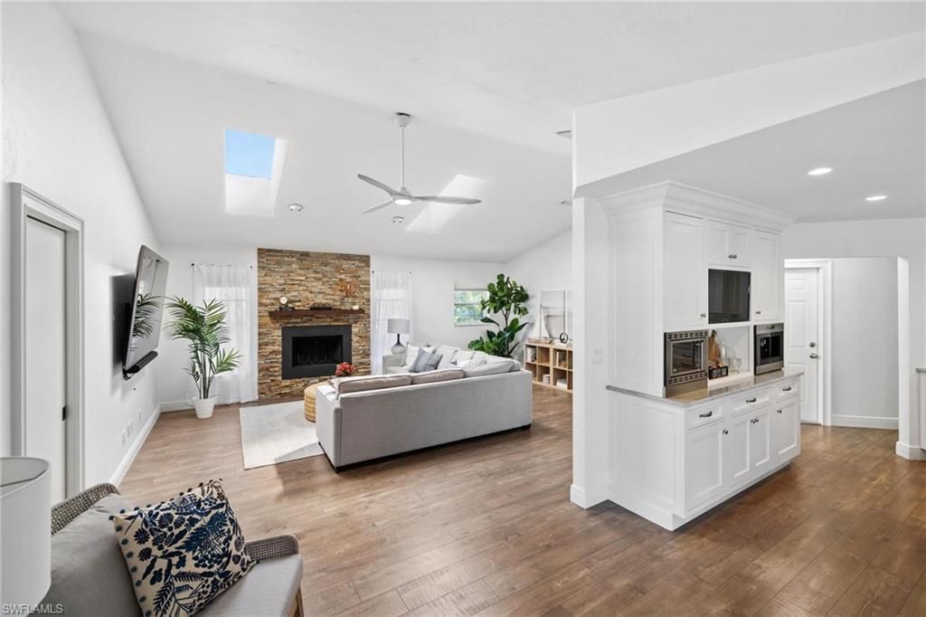 500 Dona Dr , Nokomis, FL 34275 Photo