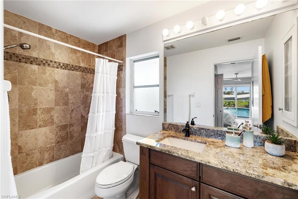 500 Dona Dr , Nokomis, FL 34275 Photo