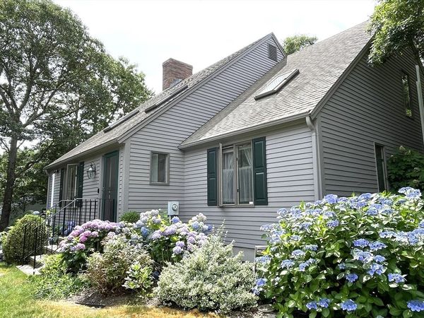 79 Waterside Dr, Barnstable, MA 02632