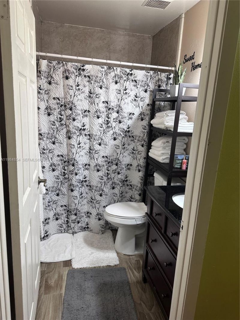 3379 NW 198th Terrace , Miami Gardens, FL 33056 Photo