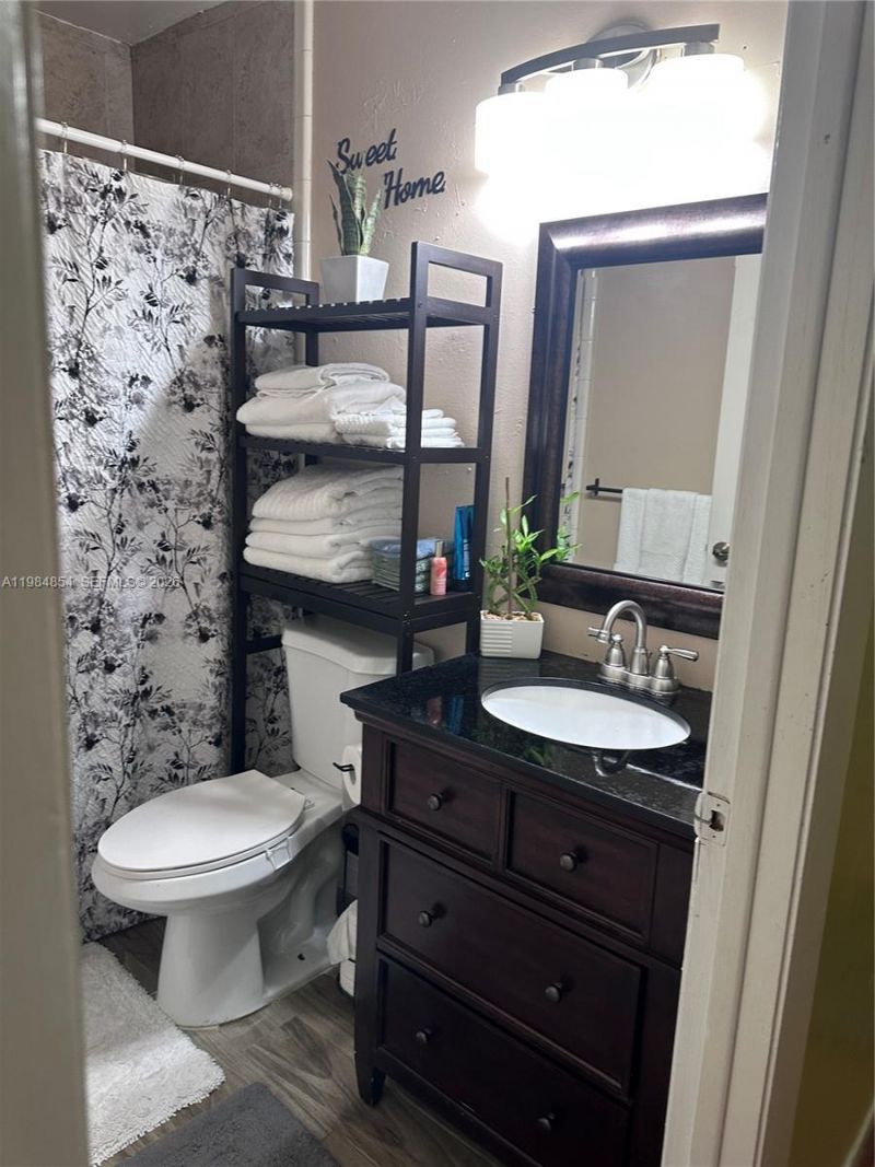 3379 NW 198th Terrace , Miami Gardens, FL 33056 Photo