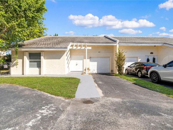 10575 La Placida Dr , Unit 10575, Coral Springs, FL 33065