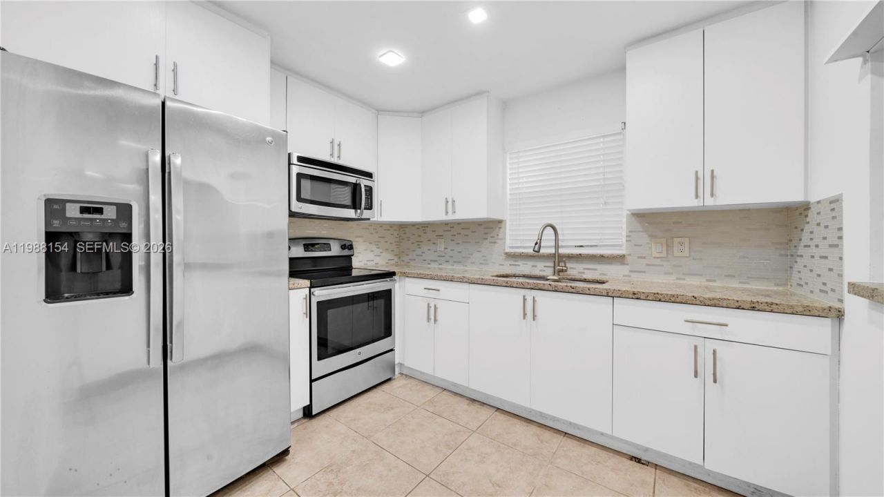 10575 La Placida Dr , Unit 10575, Coral Springs, FL 33065 Photo