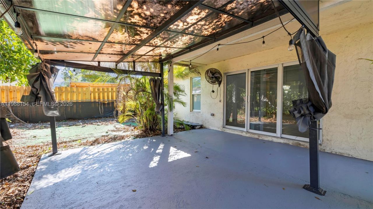 10575 La Placida Dr , Unit 10575, Coral Springs, FL 33065 Photo