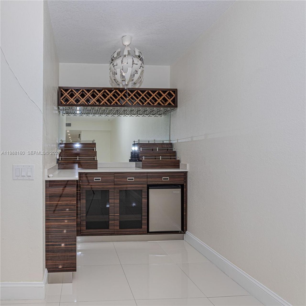 231 Poinciana Dr , Unit 401, Sunny Isles Beach, FL 33160 Photo