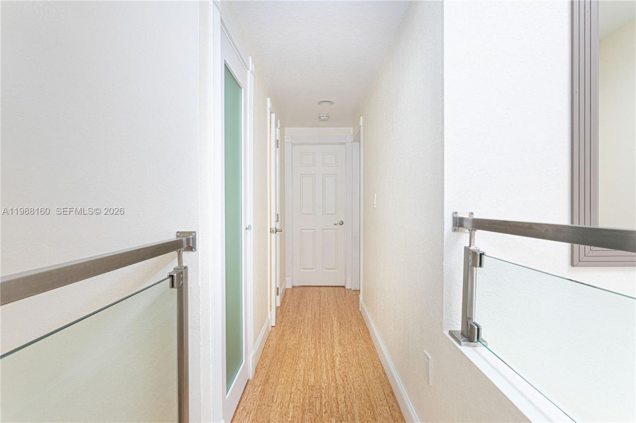 231 Poinciana Dr , Unit 401, Sunny Isles Beach, FL 33160 Photo