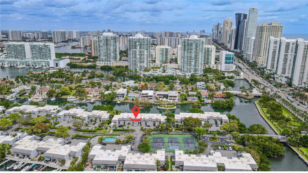 231 Poinciana Dr , Unit 401, Sunny Isles Beach, FL 33160 Photo