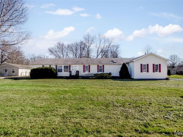 1014 E Water Street, Litchfield, IL 62056