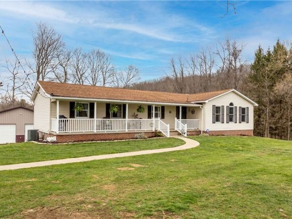 87 Broad St, Marianna, PA 15345