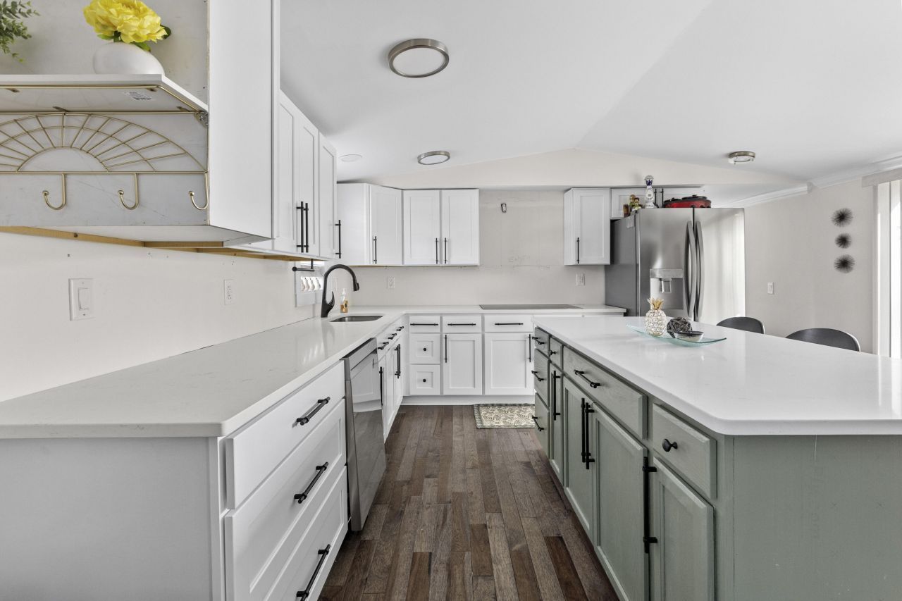 00 Foliage Street Photo 21