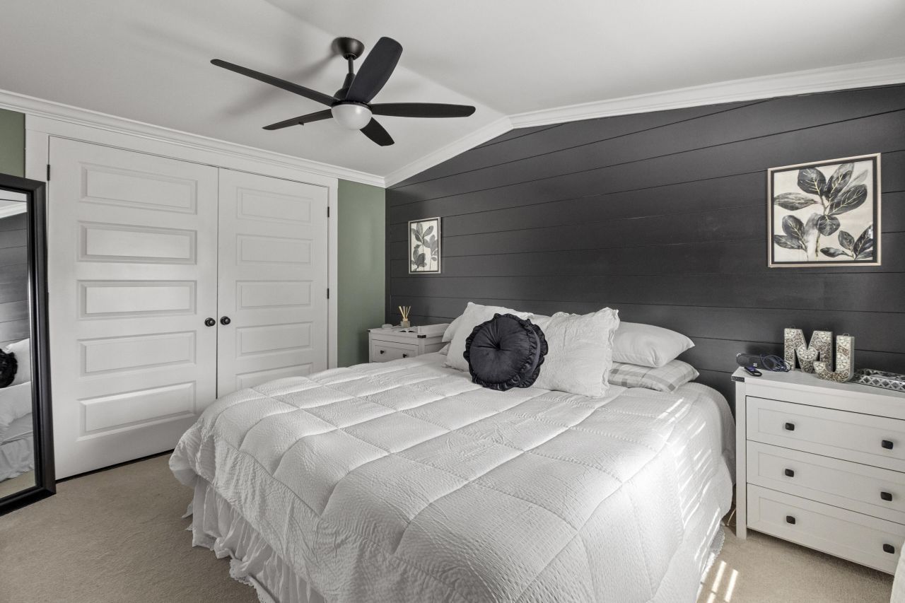 00 Foliage Street Photo 27