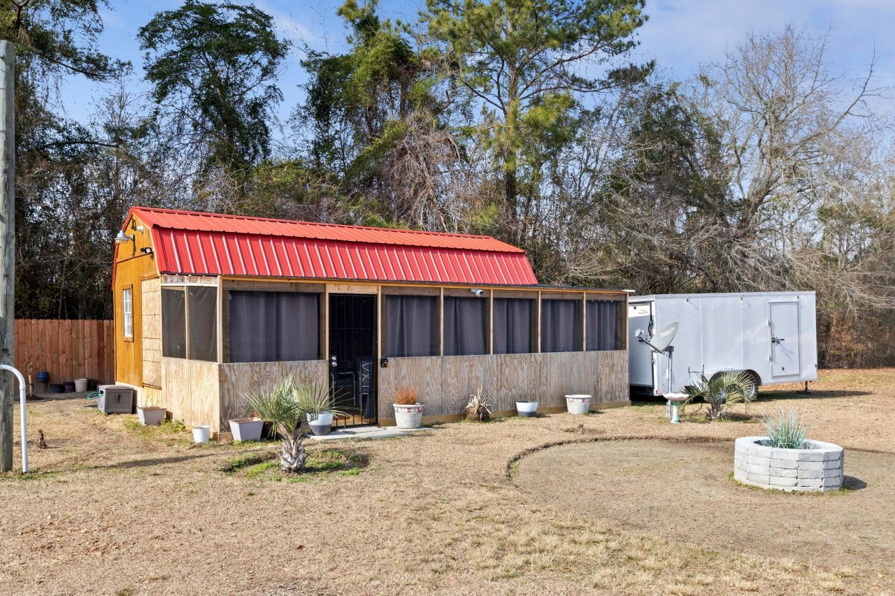 00 Foliage Street Photo 40