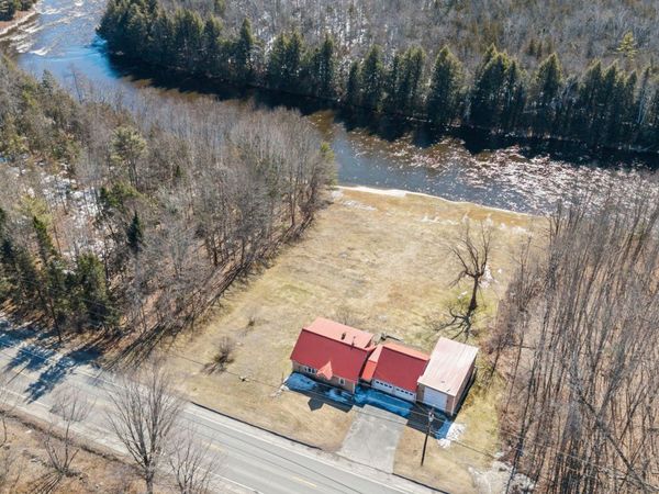 515 Water Street, Guilford, ME 04443