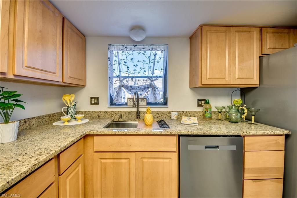 15350 Moonraker Ct , Unit 304, North Fort Myers, FL 33917 Photo