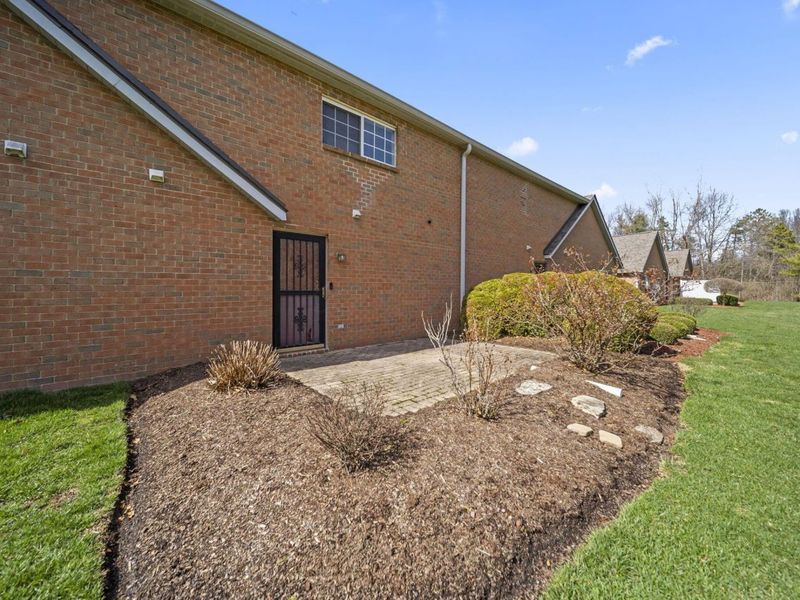 5732 Black Walnut Drive, Columbus, OH 43230 Photo 18