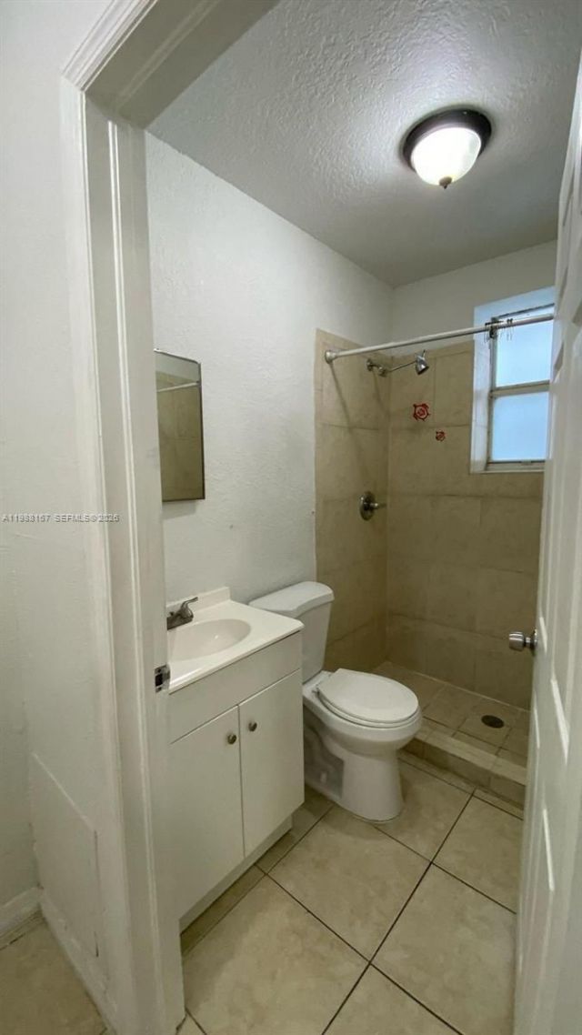 1021 NW 3rd St , Unit 206, Miami, FL 33128 Photo