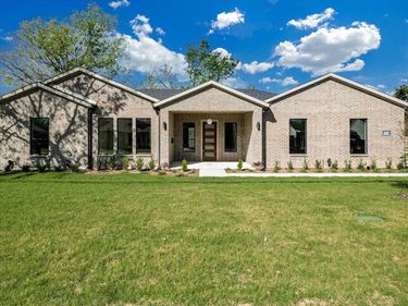 1507 Elk Creek Road, Dallas, TX 75253