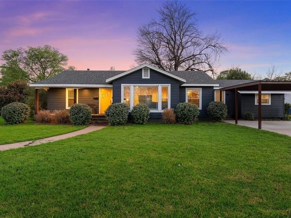 1320 Hillside Street , Waco, TX 76710