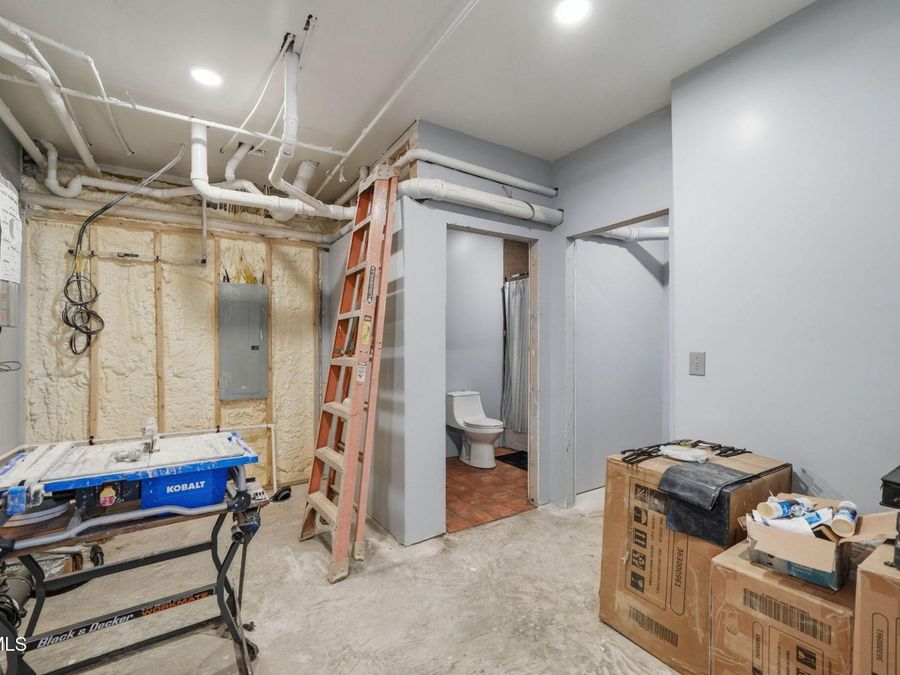 Property Image 59