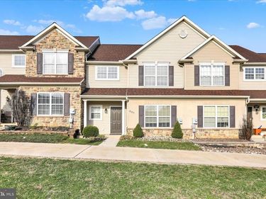 204 SILK DRIVE, WEST READING, PA 19611