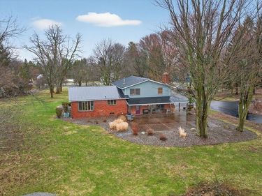 3582 Howlett Hill Road, Camillus, NY 13031