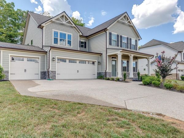 7093 Sky Meadow Dr , College Grove, TN 37046