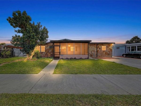 15042 SW 297th Terrace, Homestead, FL 33033