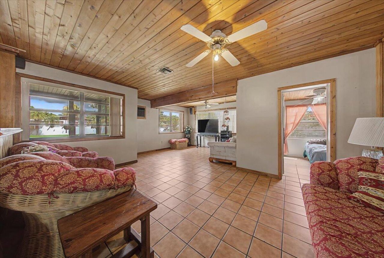 15042 SW 297th Terrace, Homestead, FL 33033 Photo