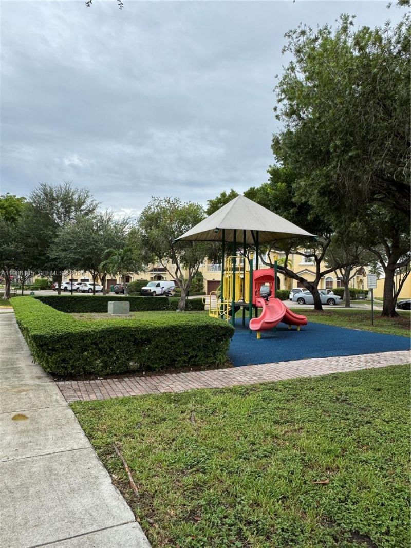 14956 SW 8th Ln , Miami, FL 33194 Photo