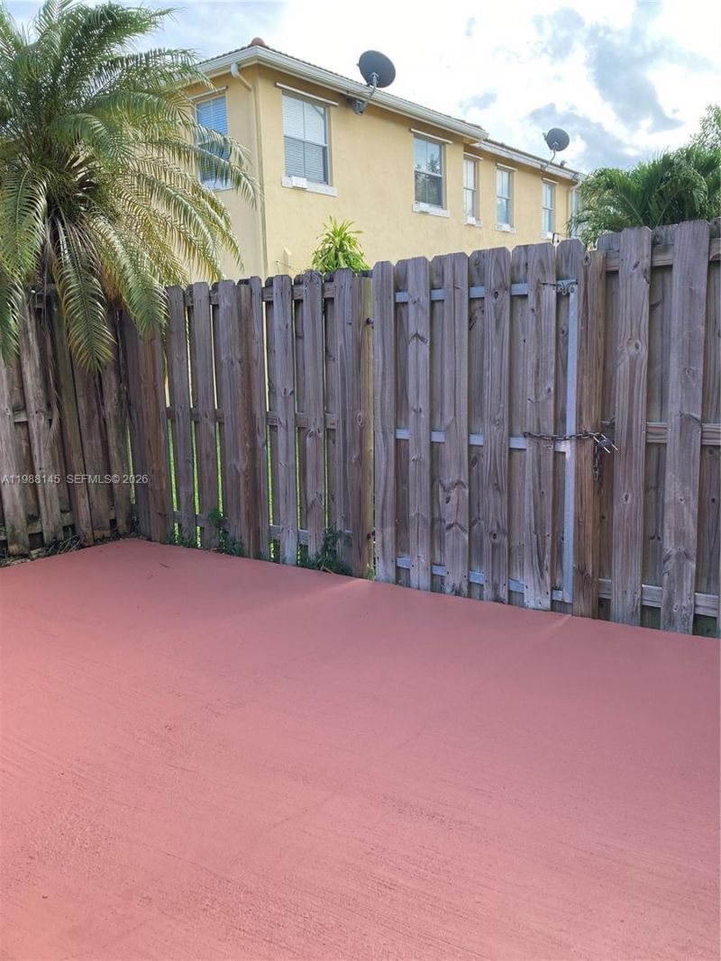 14956 SW 8th Ln , Miami, FL 33194 Photo