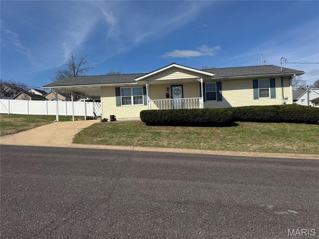 701 Nora Street , Washington, MO 63090 Main Photo