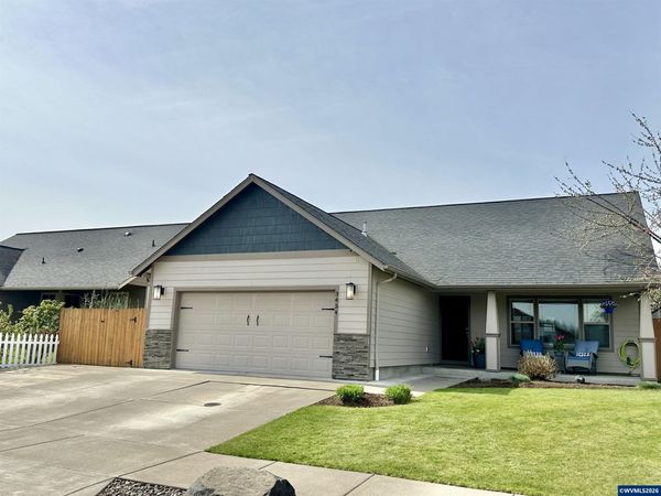 3434 Bald Eagle Dr, Lebanon, OR 97355