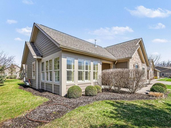 955 Bridge Walk Court SE, Ada, MI 49301