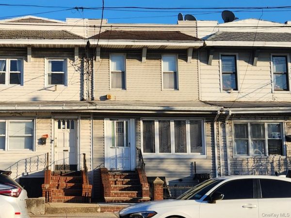 5940 Flushing Avenue , Maspeth, NY 11378