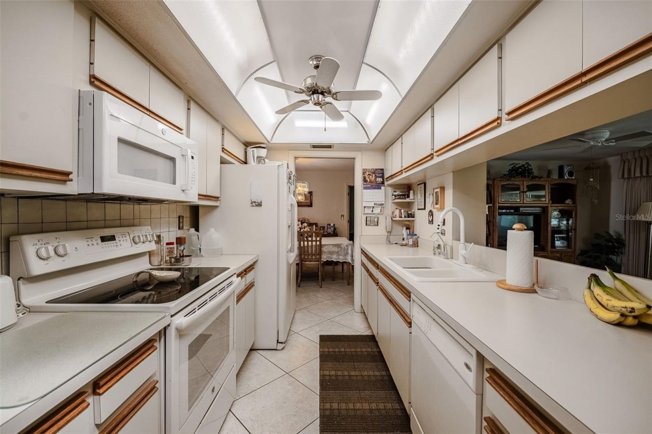 14792 Imperial Point Drive S, Largo, FL 33774 Photo