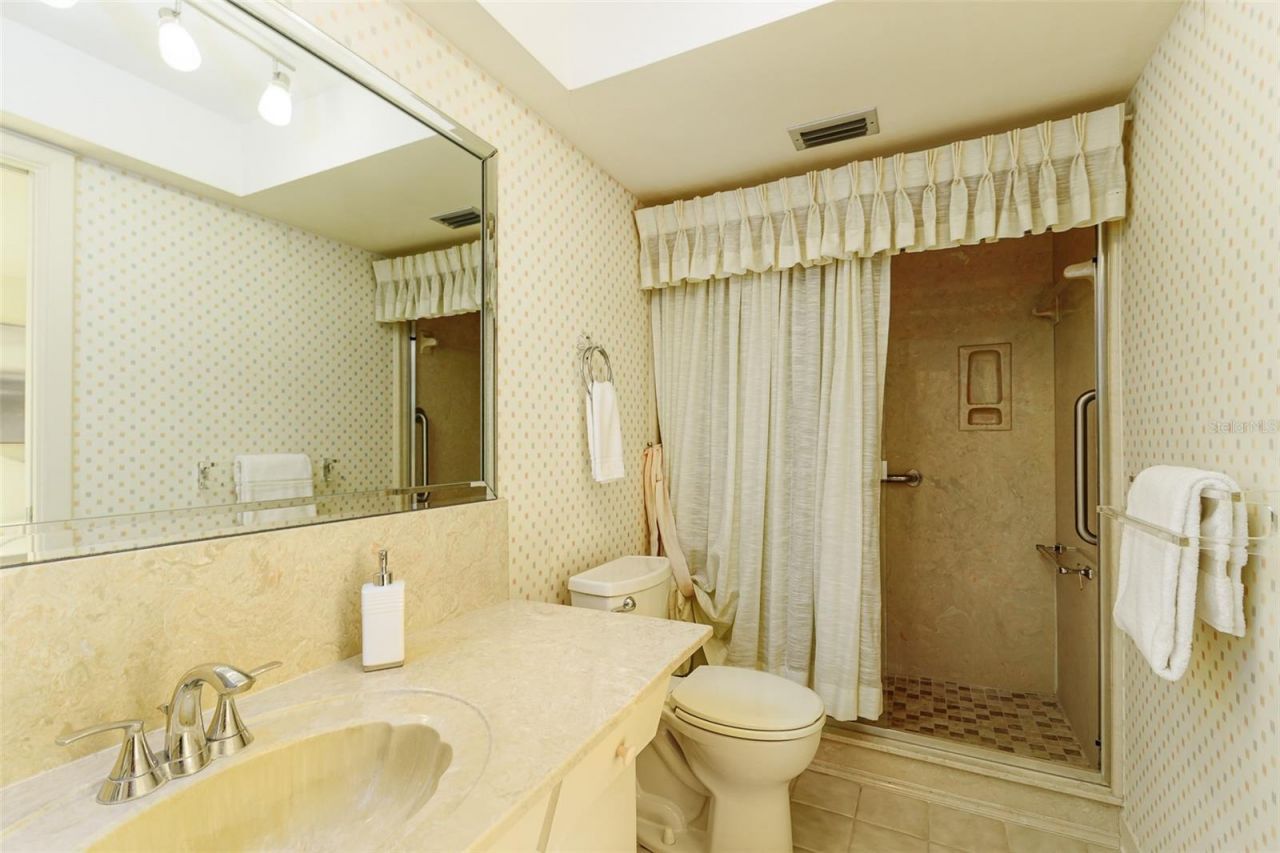 14792 Imperial Point Drive S, Largo, FL 33774 Photo