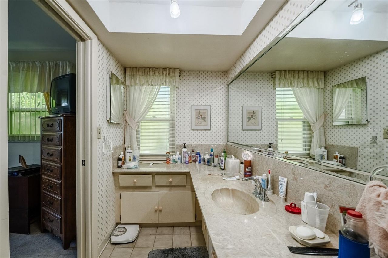 14792 Imperial Point Drive S, Largo, FL 33774 Photo