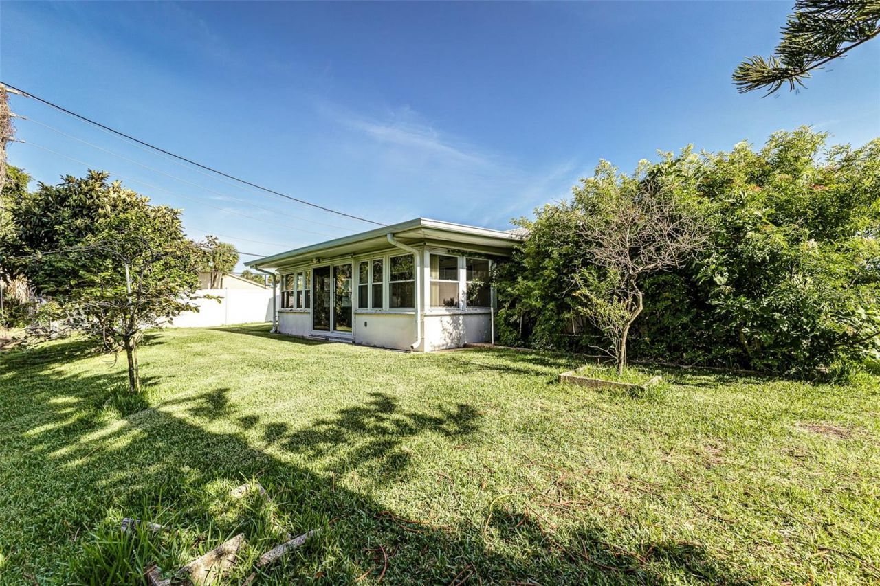 14792 Imperial Point Drive S, Largo, FL 33774 Photo